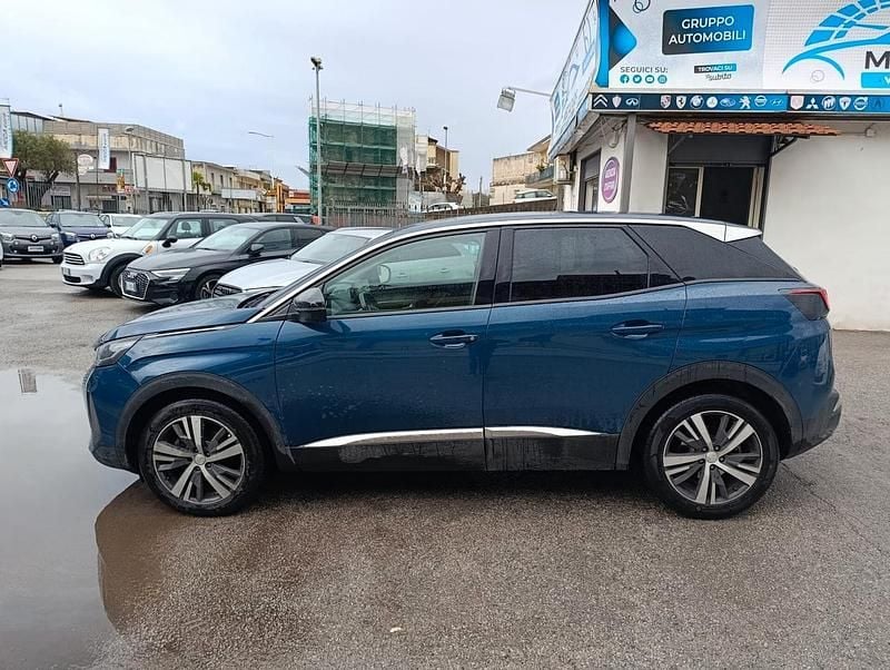 Usata Peugeot 3008 Allure 130 CV (95 kW) 2022 Blu SUV