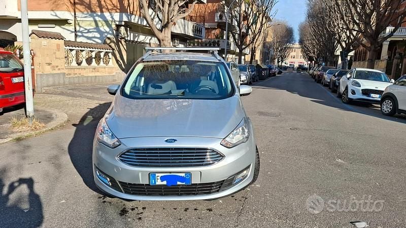 Usata Ford C-MAX Titanium 120 CV (88 kW) 2018 Argento Monovolume