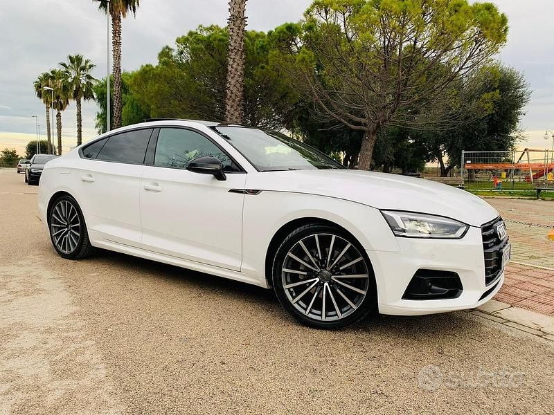 Bianco Usata 2018 Audi A5 Sportback S-Line Due volumi | 22.500 € (Buon prezzo) - Immagine 1/4