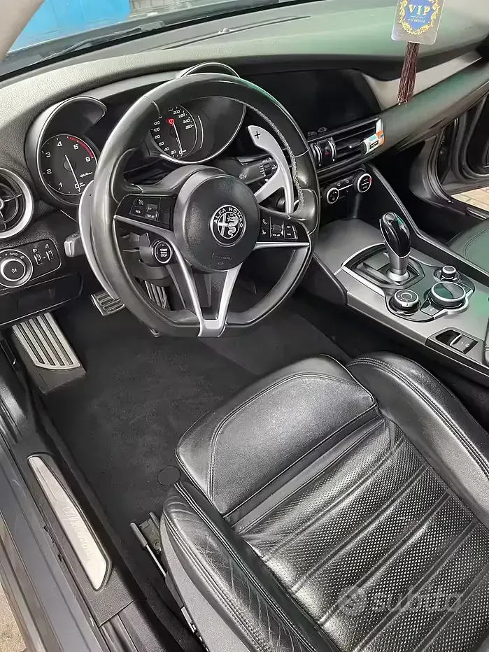 Usata Alfa Romeo Giulia Veloce 210 CV (154 kW) 2017 Marrone Berlina