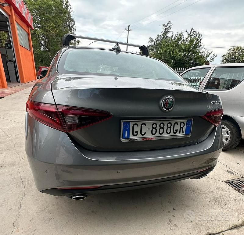 Gebraucht Alfa Romeo Giulia Ti 190 PS (139 kW) 2020 Grau Limousine