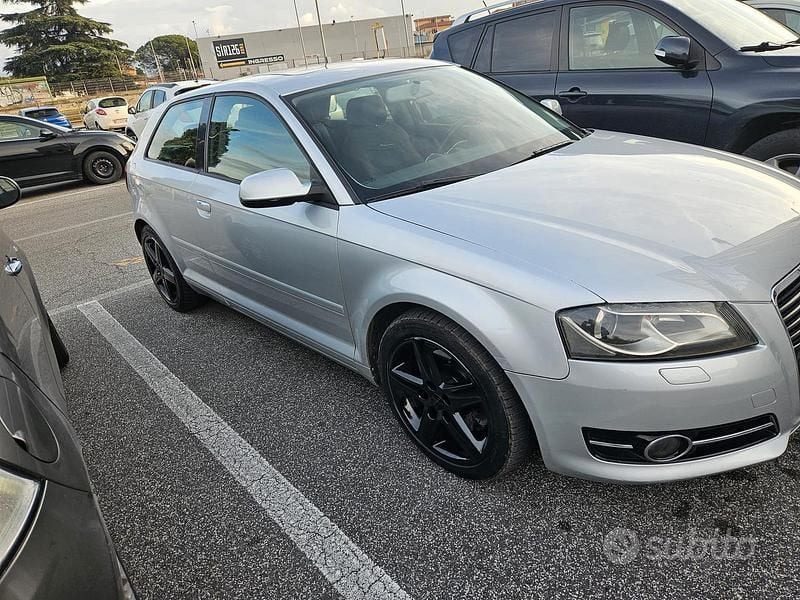 Usata Audi A3 Ambition 170 CV (125 kW) 2010 Grigio Utilitaria