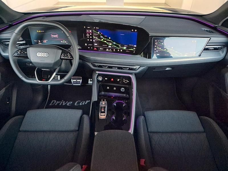 Usata Audi Q5 Ambiente 203 CV (149 kW) 2025 Grigio SUV