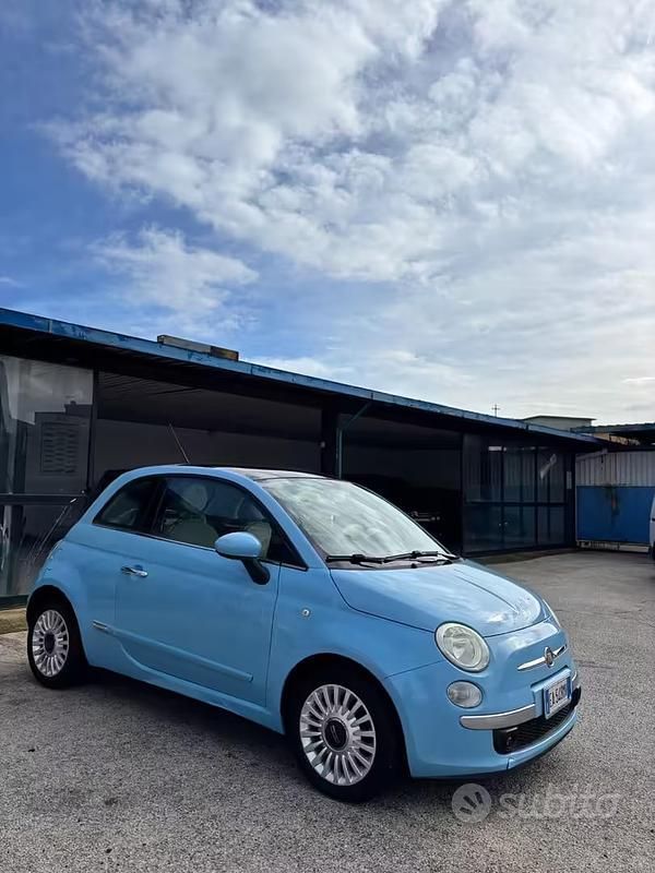 Usata Fiat 500 Lounge 85 CV (62 kW) 2011 Blu Berlina