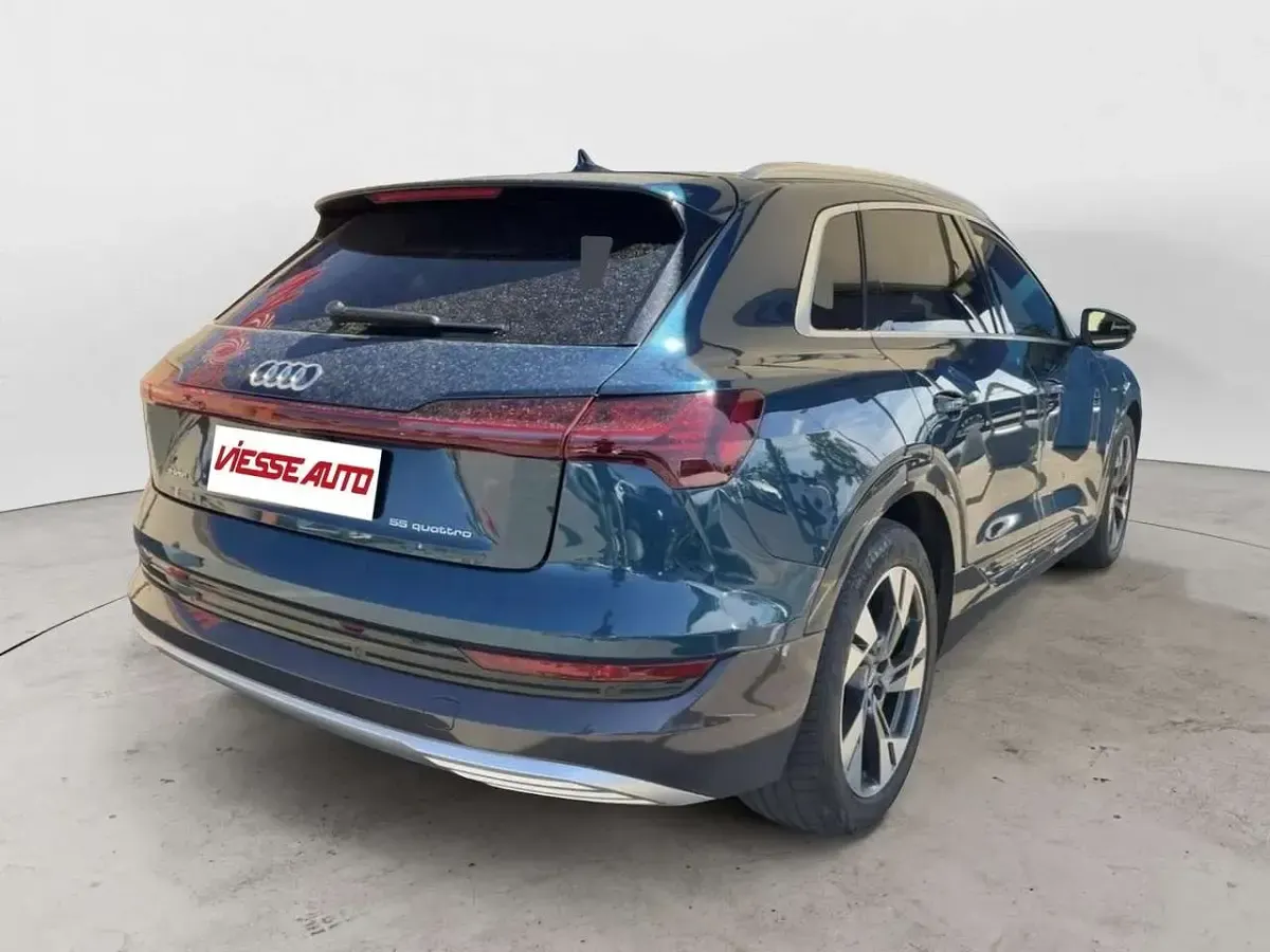 Usata Audi e-tron Advanced 225 kW (307 CV) 2021 Nero SUV