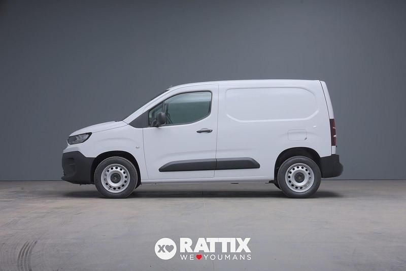 Kaolin white Nuova 2025 Citroën Berlingo PureTech Monovolume | 21.300 € - Immagine 1/4