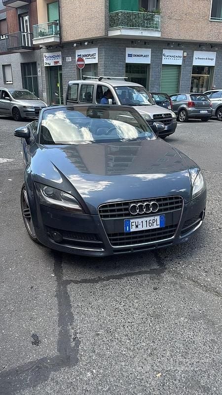 Usata Audi TT Roadster 211 CV (155 kW) 2011 Grigio Cabrio