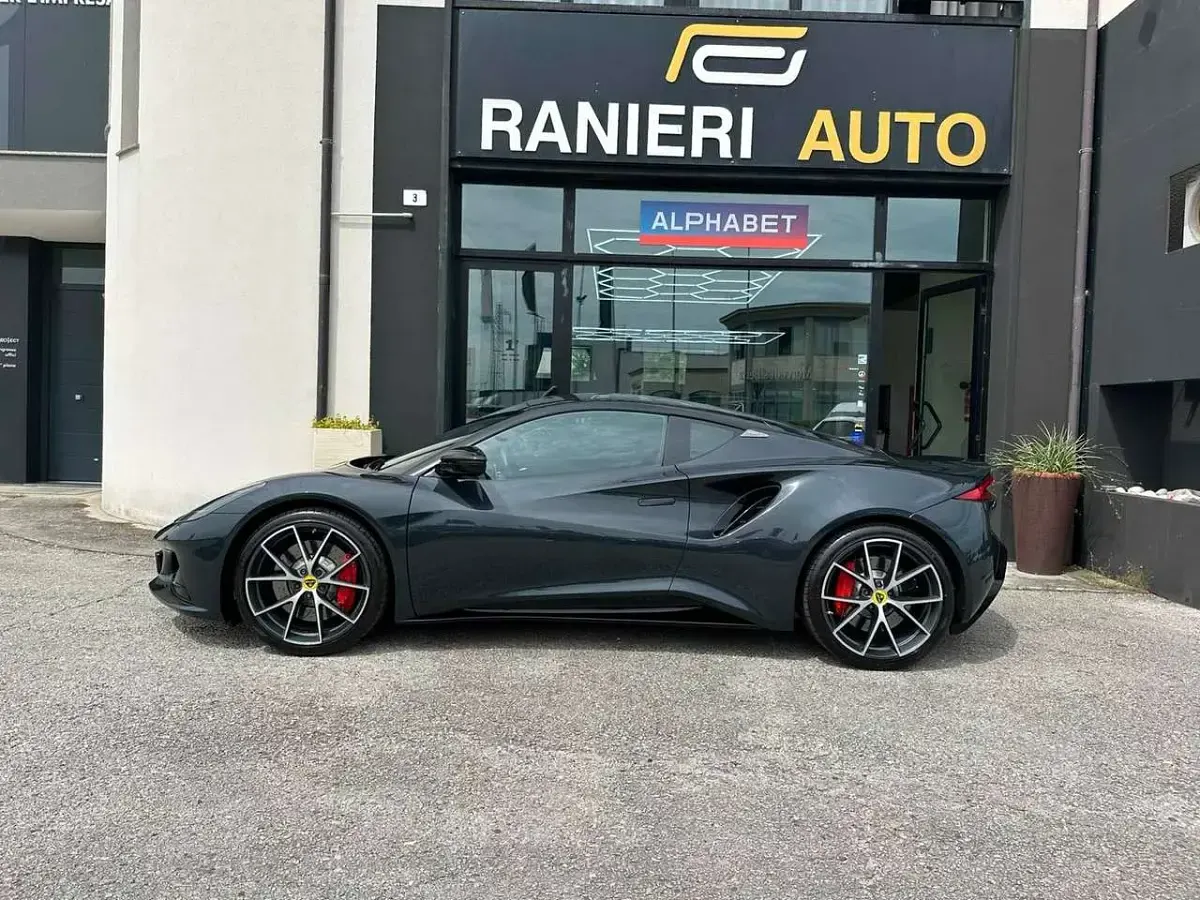 Usata Lotus Emira 360 CV (264 kW) 2024 Grigio Coupé