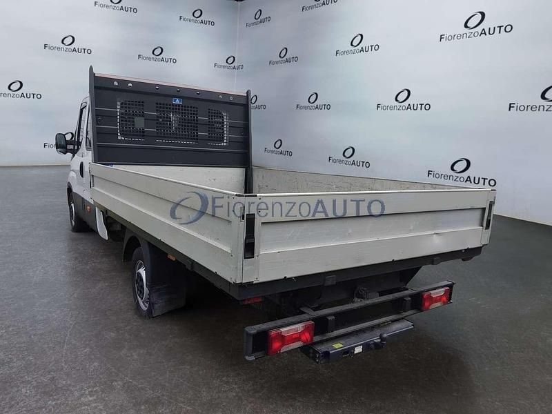 Usata Iveco Daily 160 CV (117 kW) 2019 Bianco Furgone