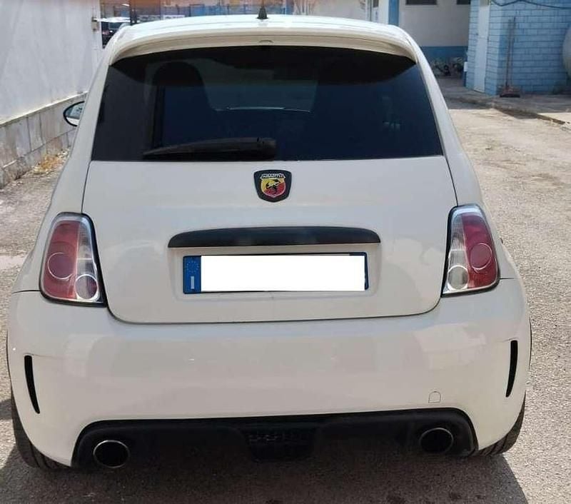 Usata Abarth 500 135 CV (99 kW) 2011 Bianco Utilitaria