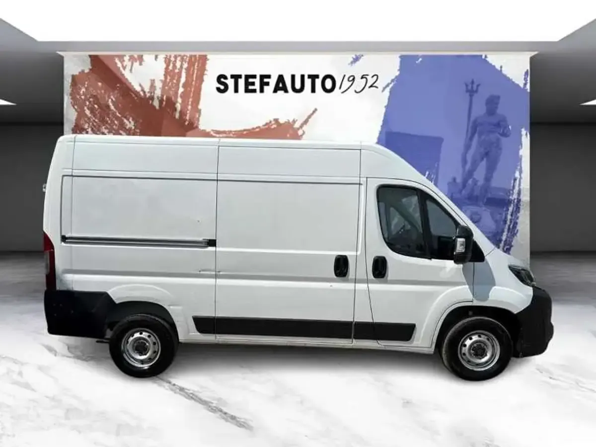Usata Peugeot Boxer S 140 CV (102 kW) 2024 Bianco Furgone