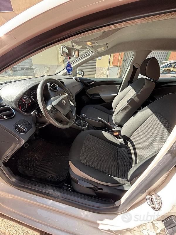 Usata Seat Ibiza Style 75 CV (55 kW) 2016 Bianco Utilitaria