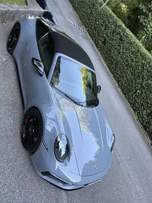 Usata Porsche 992 480 CV (353 kW) 2024 Grigio Cabrio