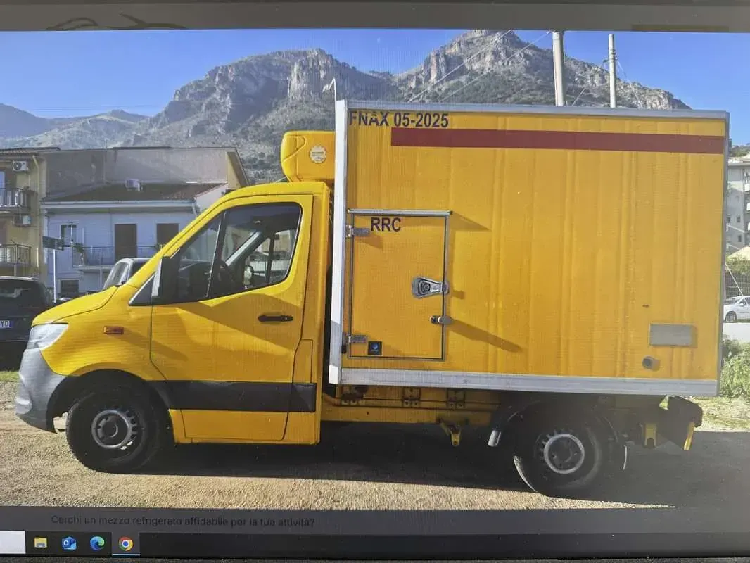 Usata Mercedes Sprinter 150 CV (110 kW) 2019 Giallo Furgone