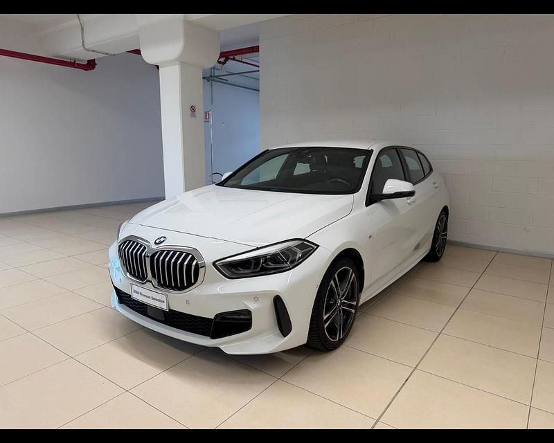 Usata 2024 BMW 116 Shadowline Due volumi | 24.000 € (Super prezzo) - Immagine 1/2