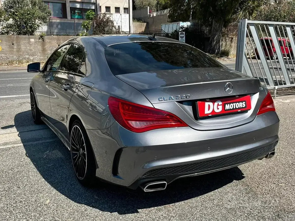 Usata Mercedes CLA180 Premium 177 CV (130 kW) 2015 Grigio Coupé