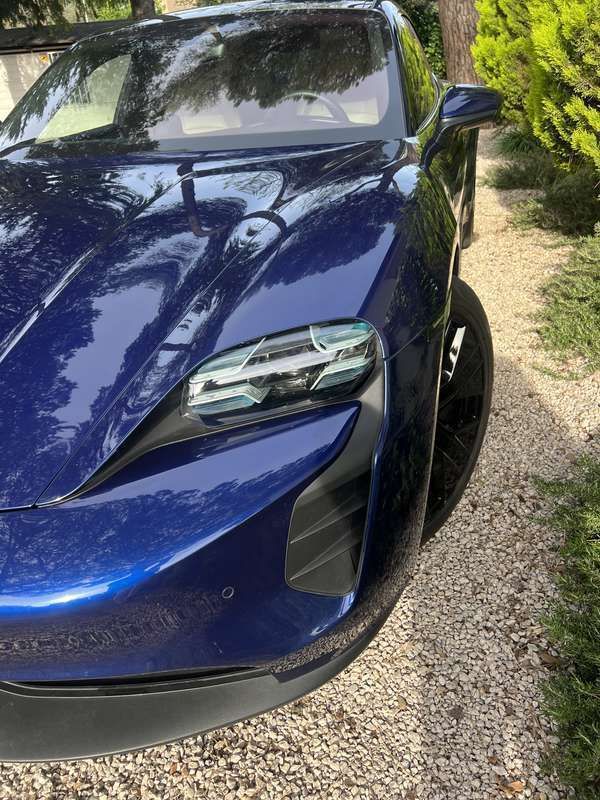 Usata 2021 Porsche Taycan 4S Performance Package Tre volumi | 75.999 € - Immagine 1/4