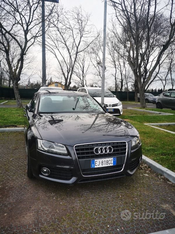 Grigio Usata 2011 Audi A5 Sportback Due volumi | 7500 € - Immagine 1/4