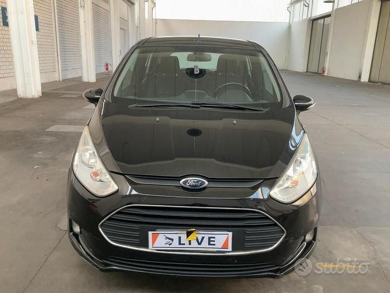 Usata Ford B-MAX Business Edition 95 CV (69 kW) 2014 Grigio Monovolume