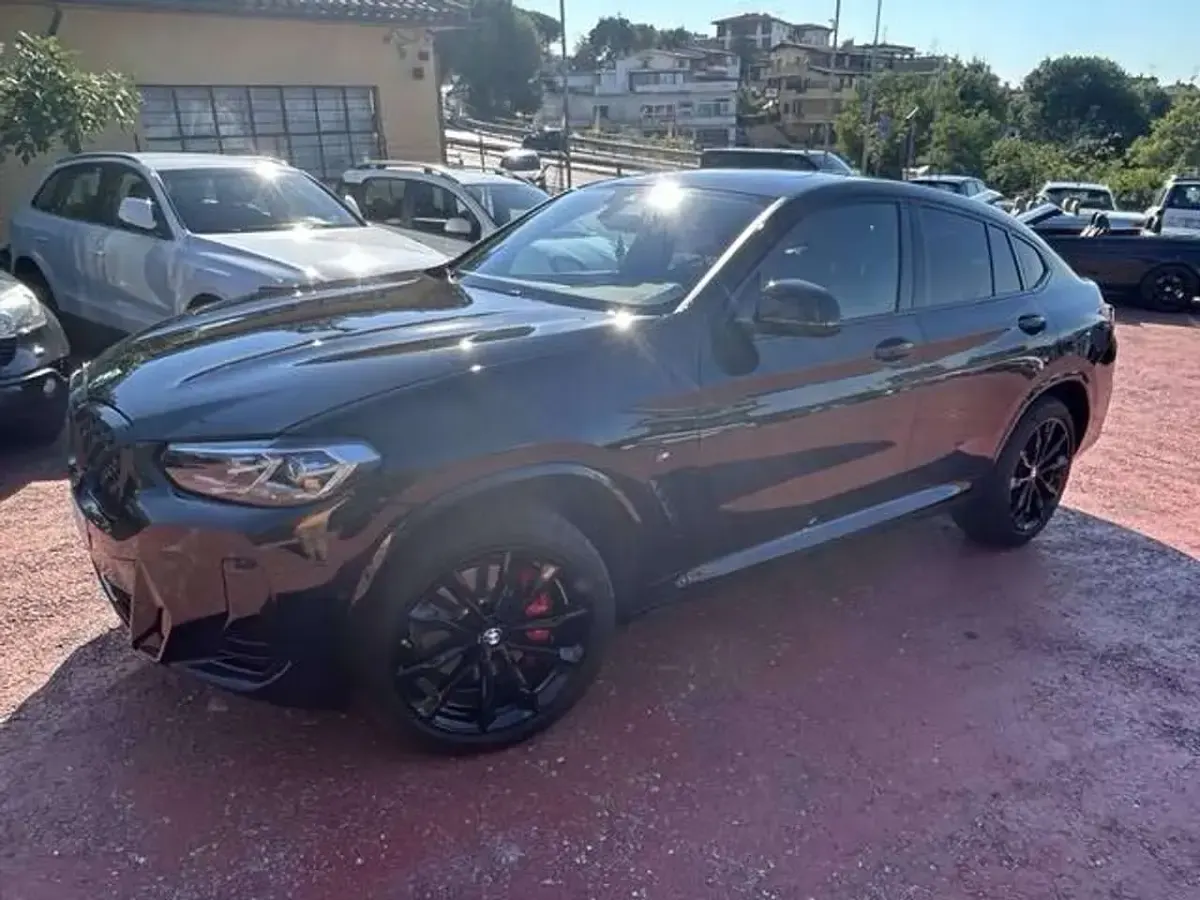 Usata BMW X4 M Sport 190 CV (139 kW) 2024 Nero SUV