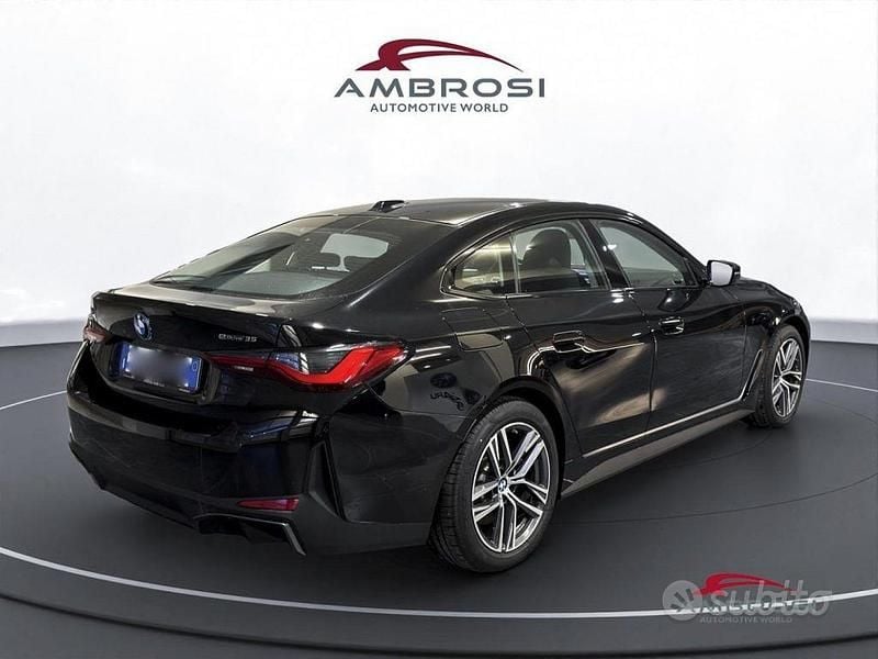 Nuova BMW i4 M Sport 210 kW (286 CV) 2025 Black pastello Berlina