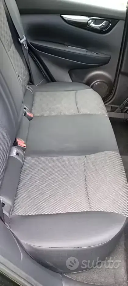 Usata Nissan Qashqai Acenta 2015 Nero SUV