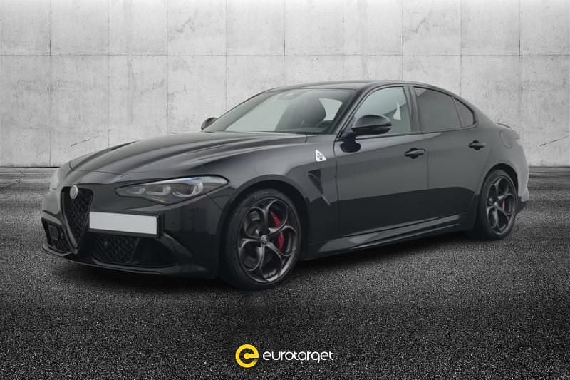 Usata Alfa Romeo Giulia Quadrifoglio 519 CV (381 kW) 2023 Nero metallizzato Berlina