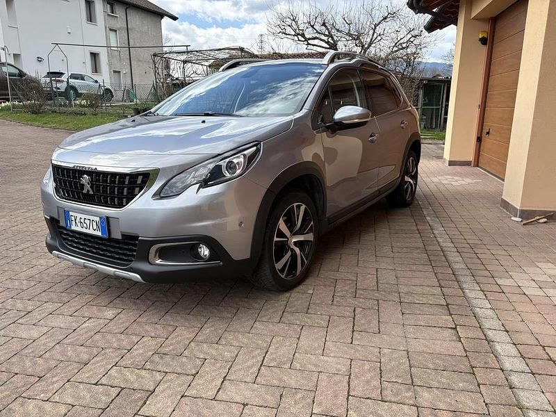 Usata Peugeot 2008 Allure 114 CV (83 kW) 2017 SUV