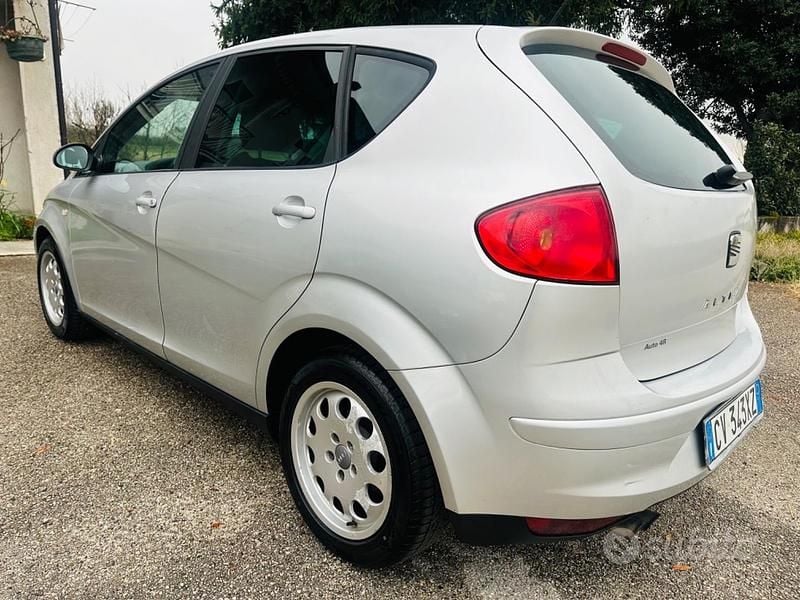 Usata Seat Altea Stylance 104 CV (76 kW) 2005 Grigio Monovolume