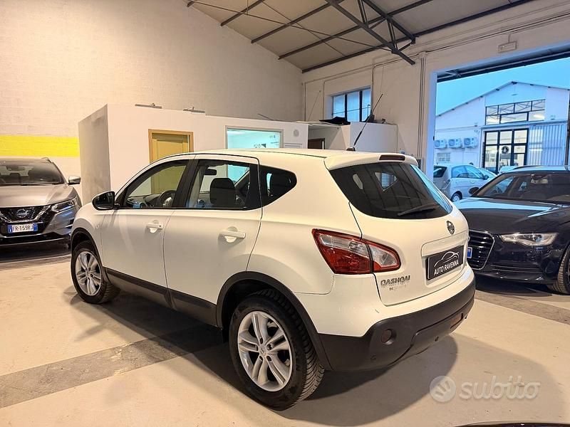 Usata Nissan Qashqai Tekna 110 CV (80 kW) 2012 Bianco SUV