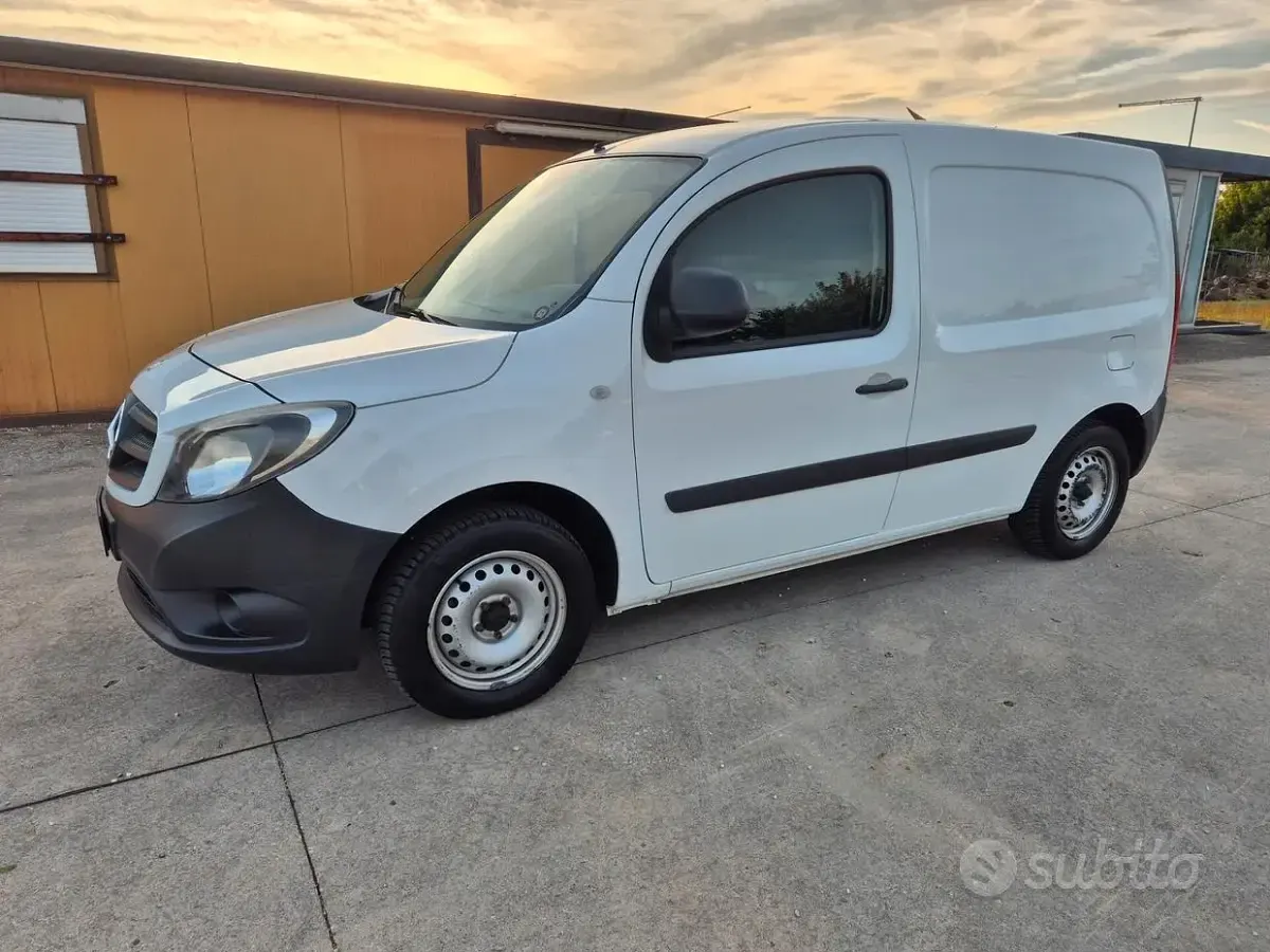 Usata Mercedes Citan 109 90 CV (66 kW) 2019 Bianco Monovolume