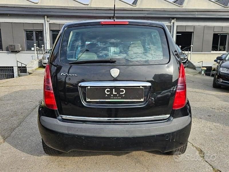 Usata Lancia Musa 77 CV (56 kW) 2007 Nero Monovolume