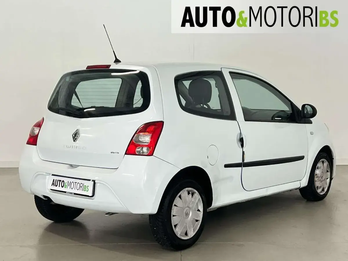 Usata Renault Twingo Dynamique 58 CV (42 kW) 2009 Bianco Utilitaria