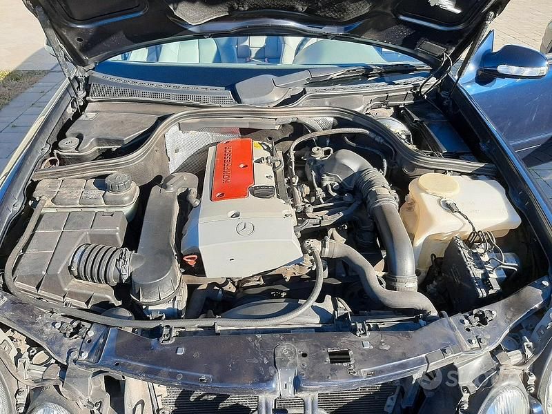 Usata Mercedes CLK200 2002 Blu Cabrio