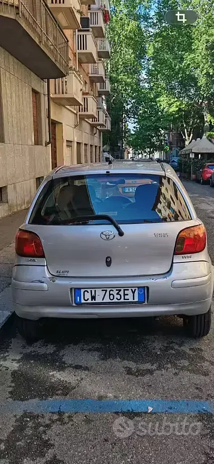 Usata Toyota Yaris Sol 65 CV (47 kW) 2005 Giallo Berlina