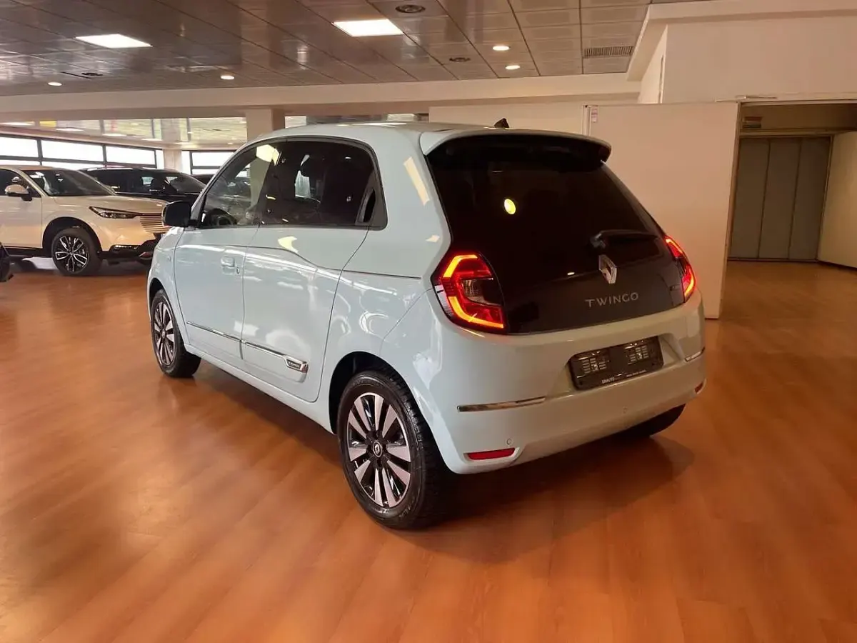 Usata Renault Twingo Techno 30 kW (42 CV) 2023 Other Utilitaria