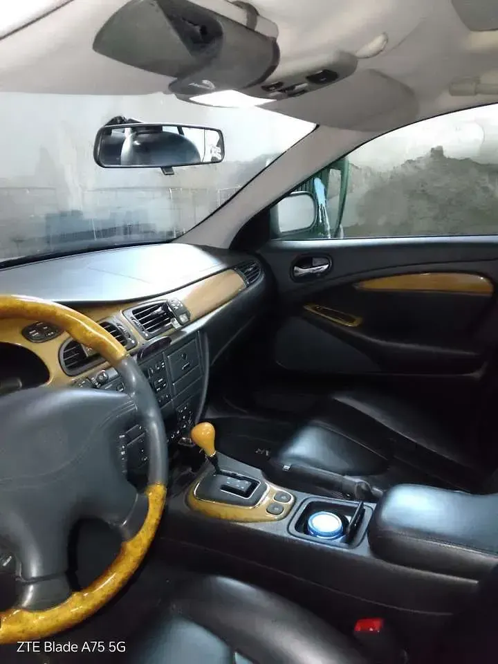 Usata Jaguar S-Type S 276 CV (202 kW) 2000 Argento Berlina