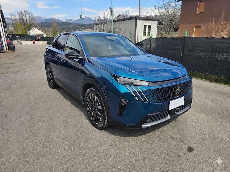 Usata Peugeot 3008 Allure 136 CV (100 kW) 2024 Blu/azzurro SUV