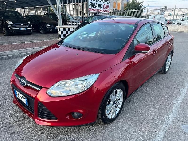 Usata Ford Focus Titanium 115 CV (84 kW) 2012 Rosso Berlina