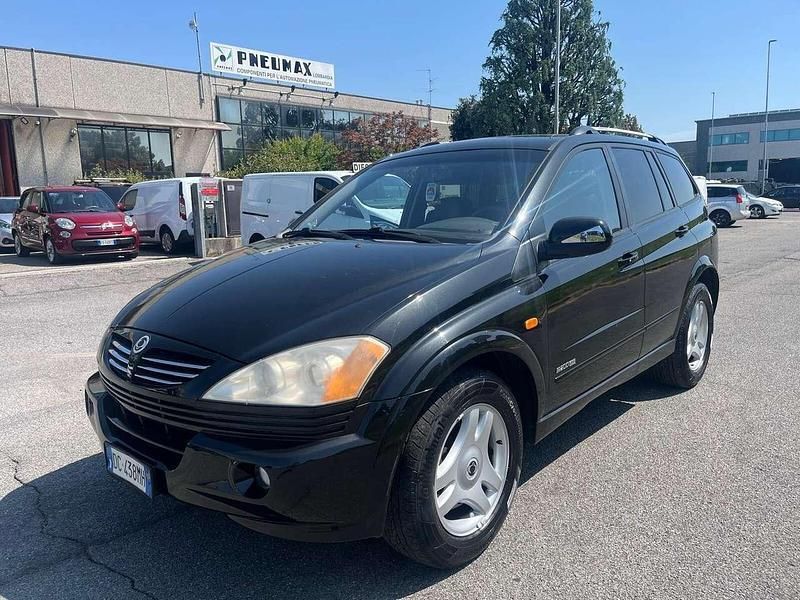 Nero Usata 2006 Ssangyong (KGM) Kyron SUV | 1390 € - Immagine 1/4