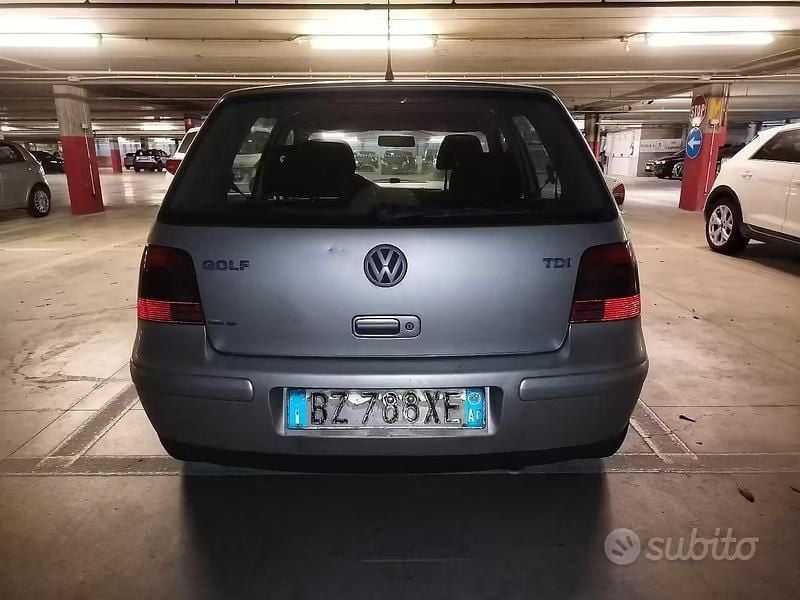 Usata VW Golf IV Comfortline 110 CV (80 kW) 2002 Grigio Berlina
