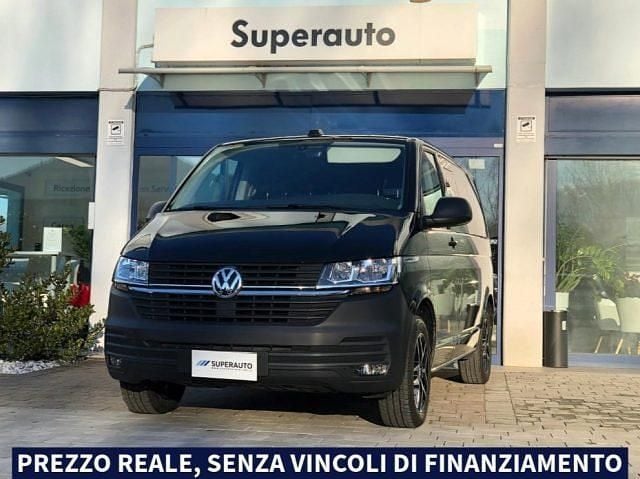 Usata VW Caravelle Trendline 110 CV (80 kW) 2023 Nero Monovolume