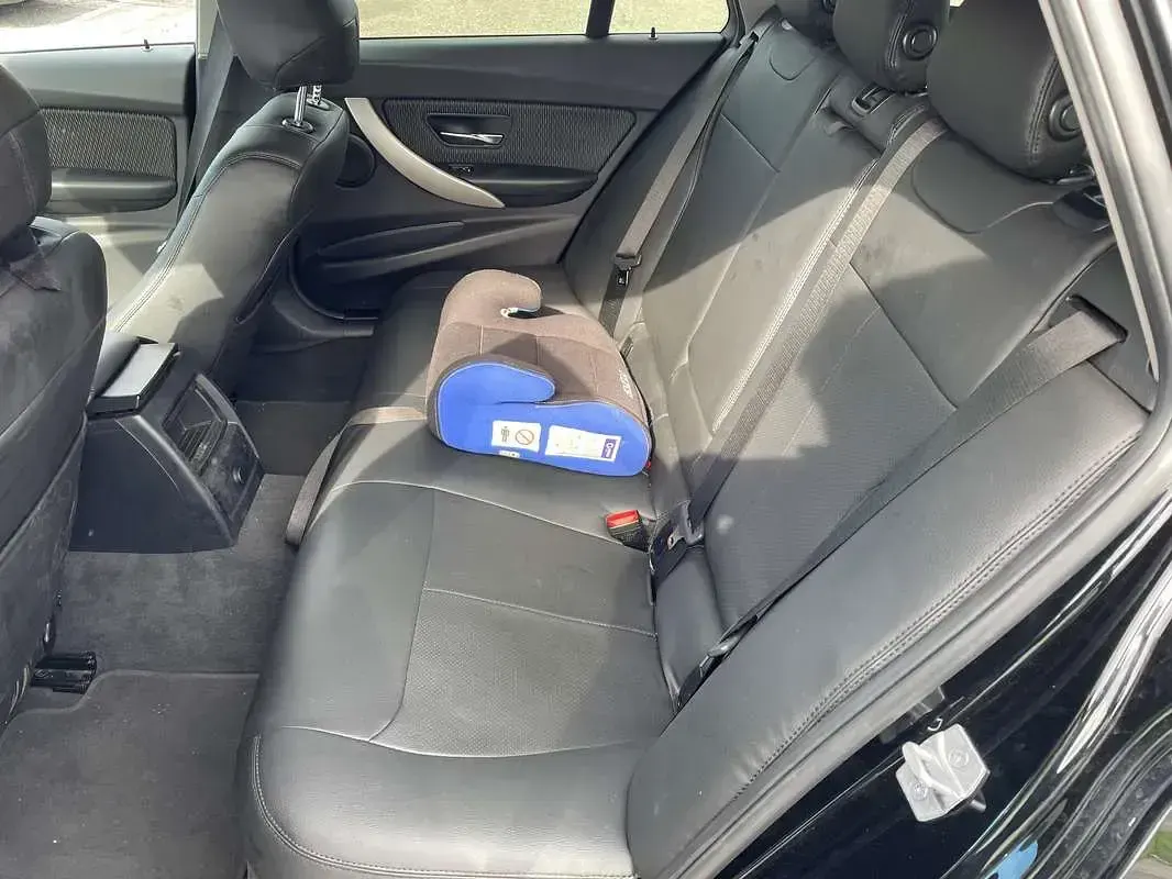 Usata BMW 316 Advantage 116 CV (85 kW) 2018 Nero Station wagon