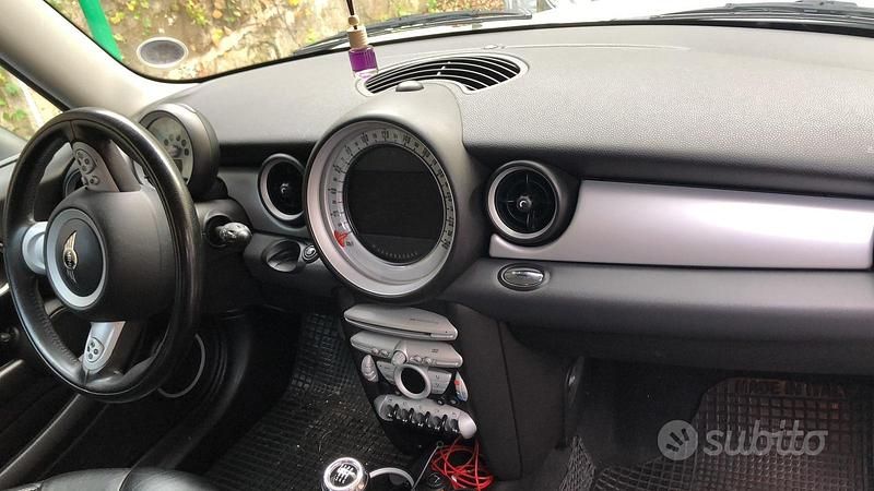 Usata Mini Cooper 120 CV (88 kW) 2008 Bianco Utilitaria