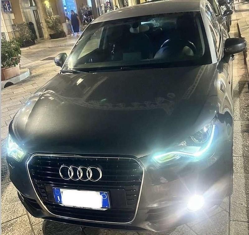 Usata Audi A1 Sportback Sport 90 CV (66 kW) 2015 Utilitaria