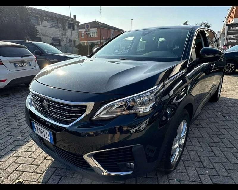Usata Peugeot 5008 Business-Line 120 CV (88 kW) 2019 Nero SUV