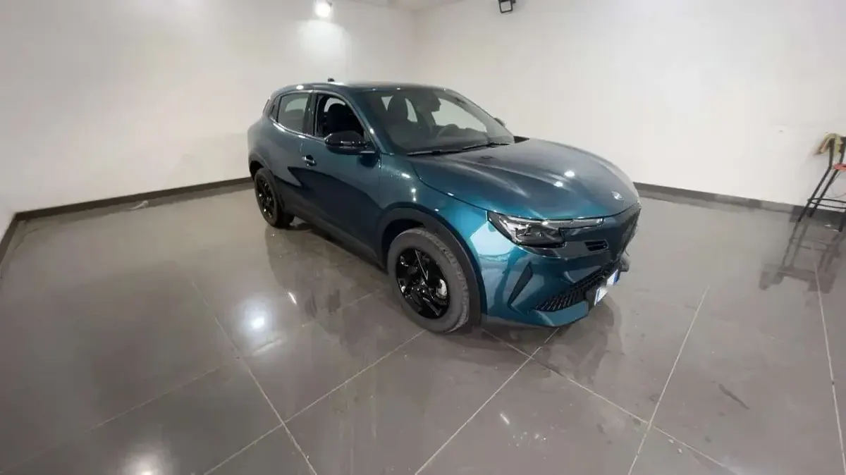 Usata Alfa Romeo GT Junior 145 CV (106 kW) 2025 Blu/azzurro SUV