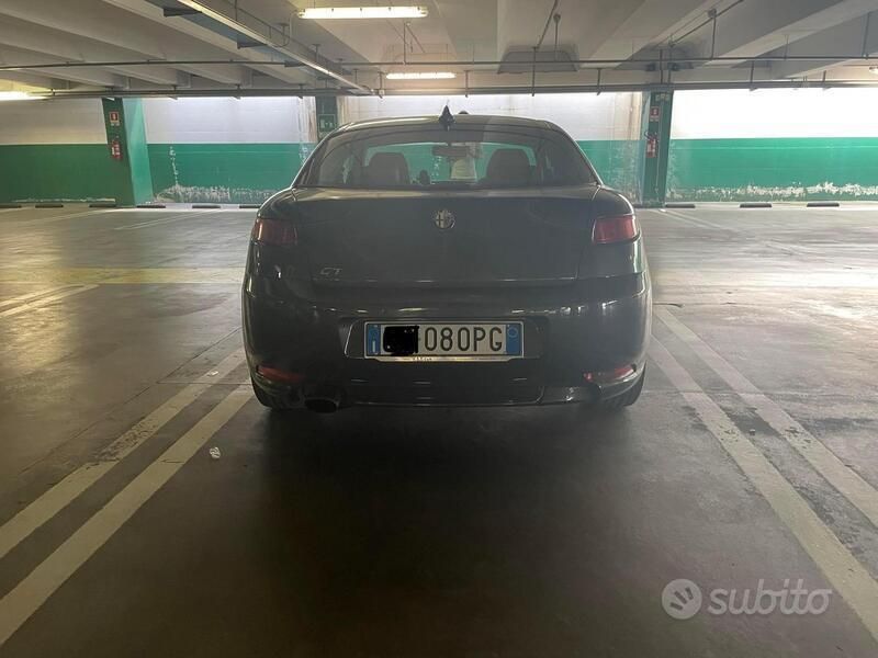 Usata Alfa Romeo GT 150 CV (110 kW) 2006 Grigio Coupé