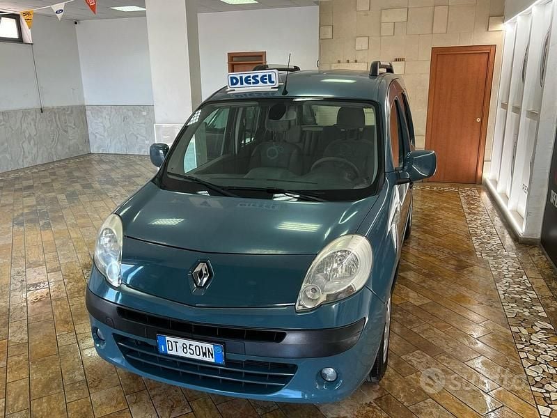 Usata Renault Kangoo Dynamique 85 CV (62 kW) 2009 Grigio Monovolume