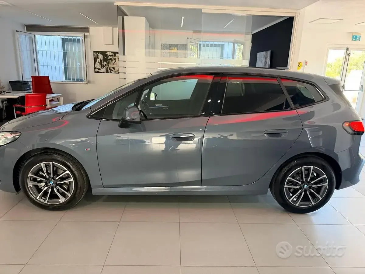 Usata BMW 218 Active Tourer M Sport 150 CV (110 kW) 2025 Grigio Monovolume